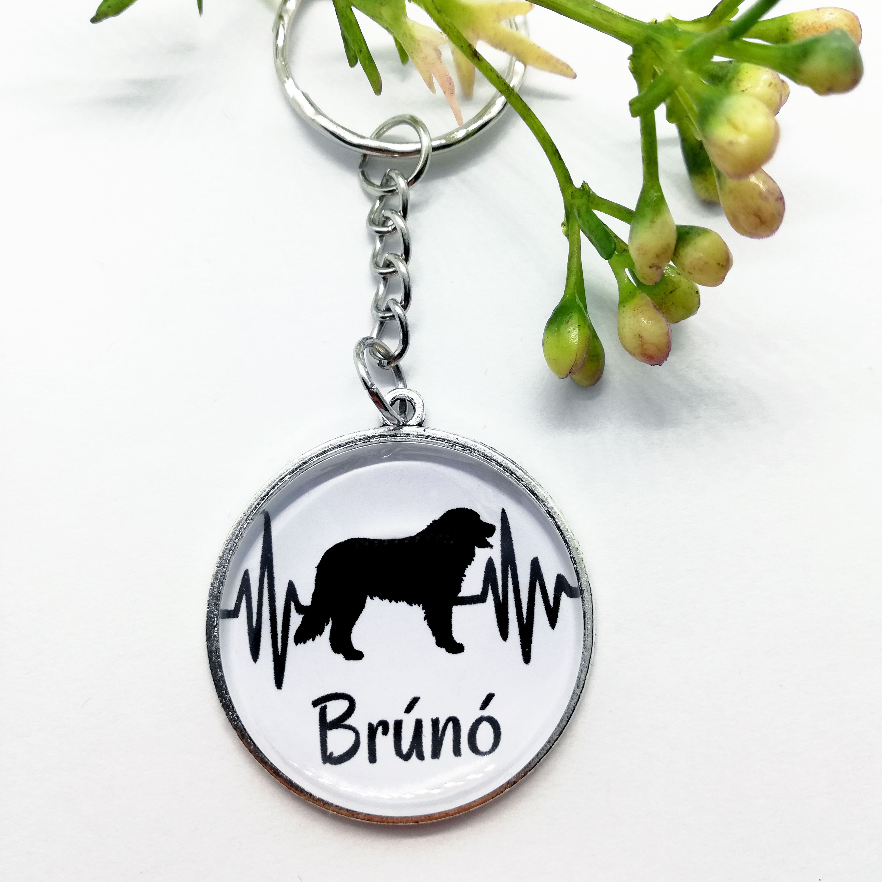 Kutyás kulcstartó saját kutyusod nevével - Berni pásztor